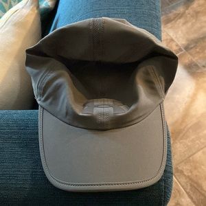 NWOT Under Armour Running Hat